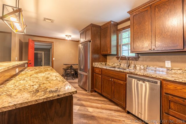 855 SE 683, Locust Grove, OK 74352