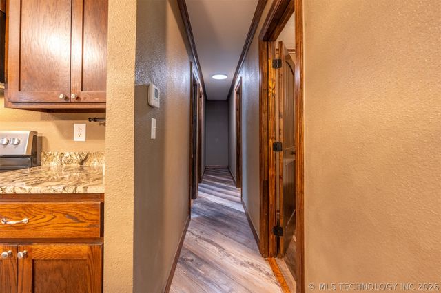 855 SE 683, Locust Grove, OK 74352