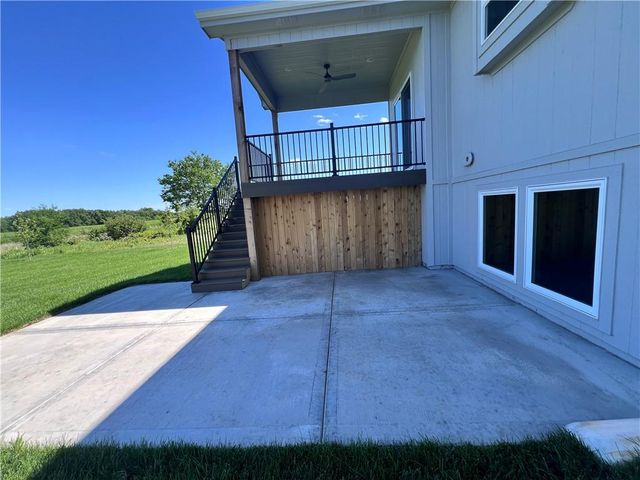 16513 Ingalls Street, Gardner, KS 66030