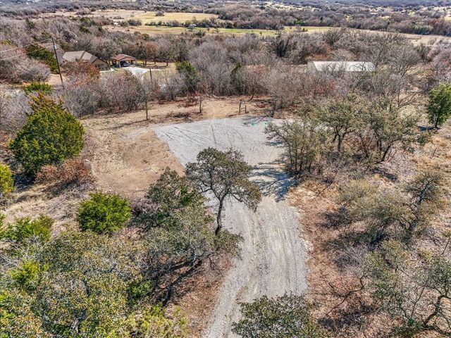112 Valley View Court, Springtown, TX 76082