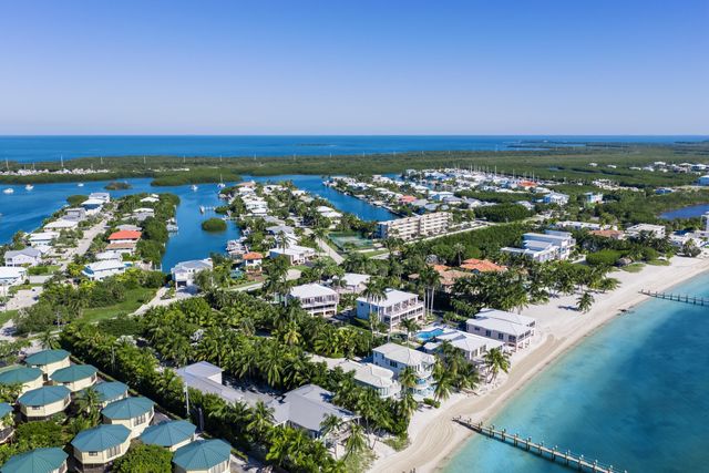 117 Coco Plum Drive D2, Marathon, FL 33050