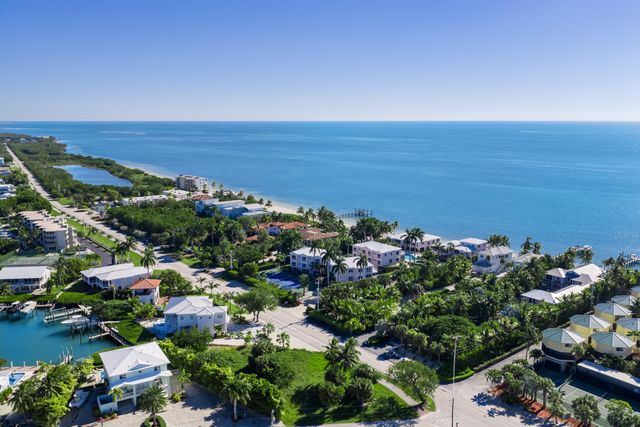 117 Coco Plum Drive D2, Marathon, FL 33050