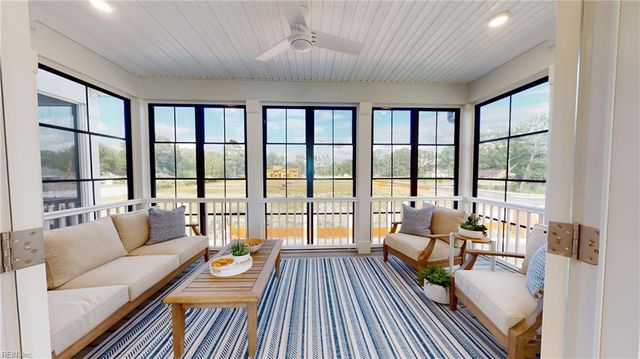 900 Jennings Ln, Chesapeake, VA 23322