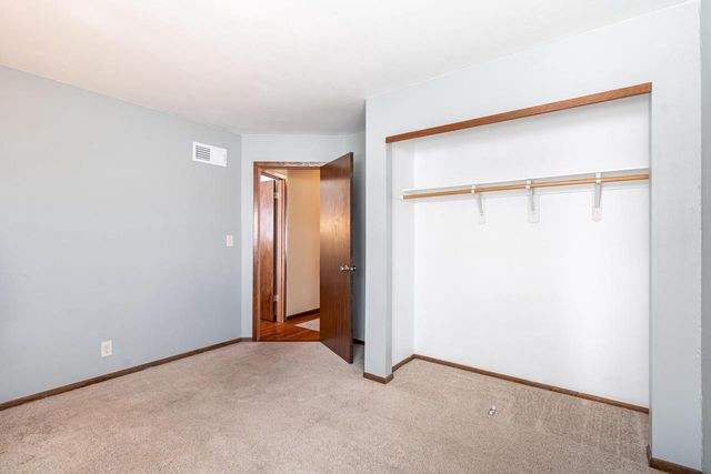 2143 MacArthur ROAD, Waukesha, WI 53188