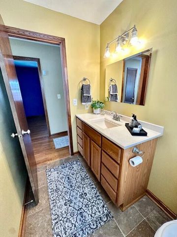 2143 MacArthur ROAD, Waukesha, WI 53188