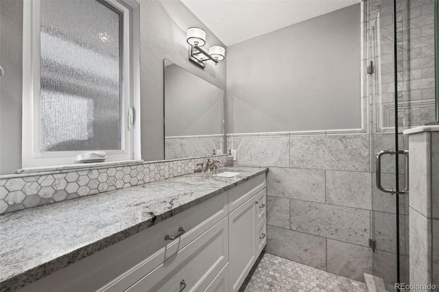 703 S Oneida Way, Denver, CO 80224