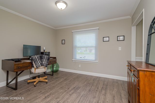 60 Midvale Lane, Willingboro, NJ 08046