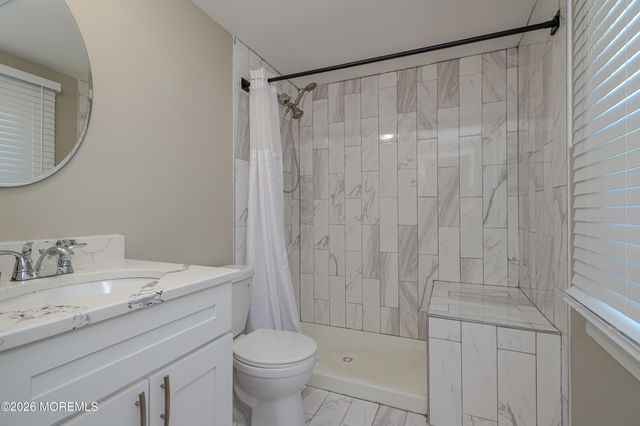 60 Midvale Lane, Willingboro, NJ 08046