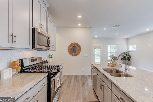 1325 Lyon Way Drive, Lawrenceville, GA 30044