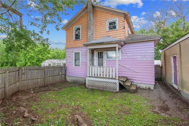 102 West Elm Street, Manlius, NY 13066