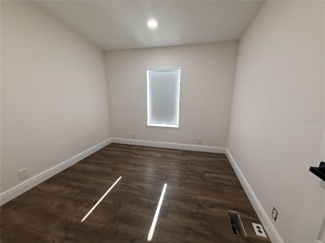 3556 E C 462, Wildwood, FL 34785