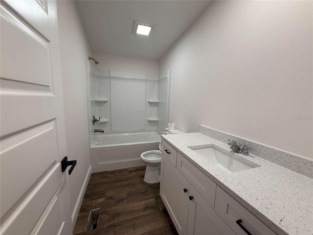 3556 E C 462, Wildwood, FL 34785