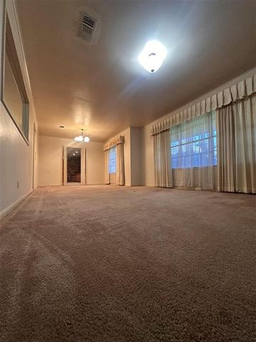 401 Oak Street, Dequincy, LA 70633