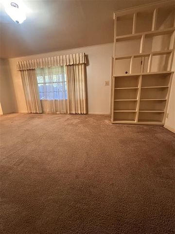 401 Oak Street, Dequincy, LA 70633