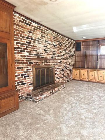 401 Oak Street, Dequincy, LA 70633