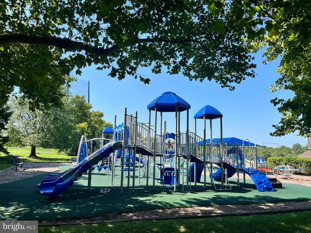 117 SPYGLASS DR, Blue Bell, PA 19422