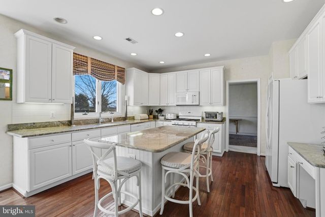 117 SPYGLASS DR, Blue Bell, PA 19422