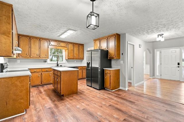 2140 Amberly Glen Way, Dacula, GA 30019