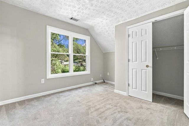 2140 Amberly Glen Way, Dacula, GA 30019