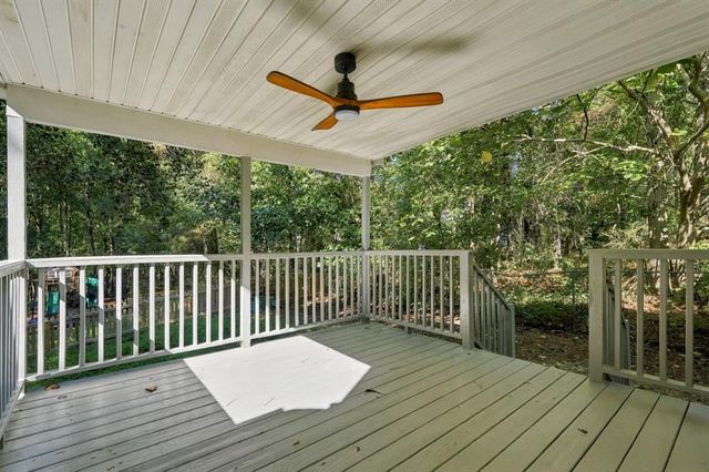 2140 Amberly Glen Way, Dacula, GA 30019