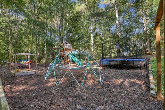 2140 Amberly Glen Way, Dacula, GA 30019