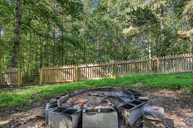 2140 Amberly Glen Way, Dacula, GA 30019