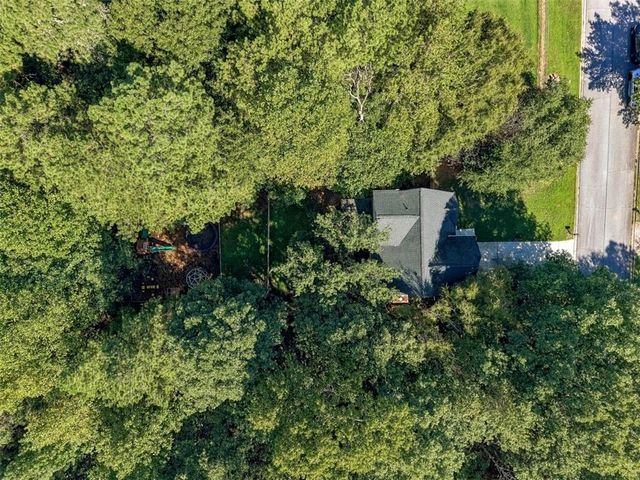 2140 Amberly Glen Way, Dacula, GA 30019