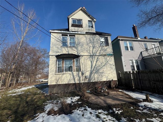 5865 Seneca Street, Detroit, MI 48213