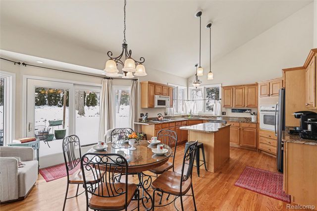 6501 Southampton Drive, Independence Charter Township, MI 48346
