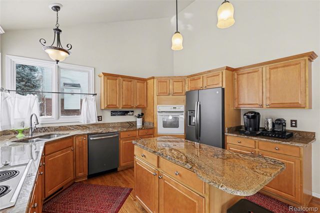 6501 Southampton Drive, Independence Charter Township, MI 48346