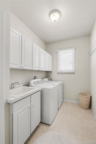 6501 Southampton Drive, Independence Charter Township, MI 48346