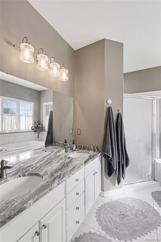 6501 Southampton Drive, Independence Charter Township, MI 48346
