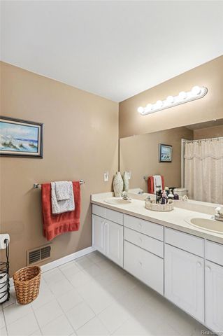 6501 Southampton Drive, Independence Charter Township, MI 48346