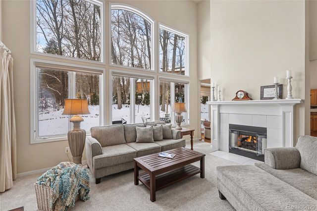 6501 Southampton Drive, Independence Charter Township, MI 48346