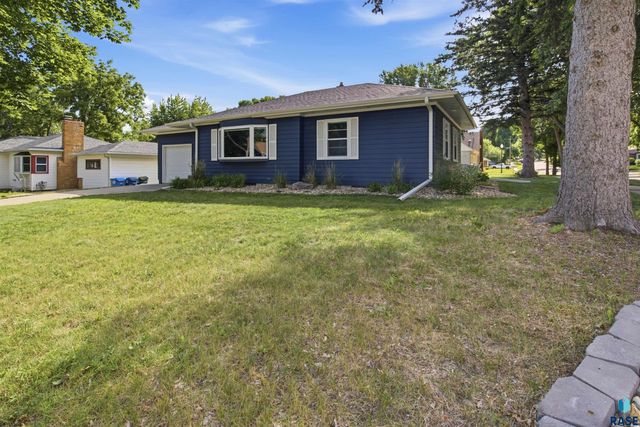 2316 S Phillips Ave Avenue, Sioux Falls, SD 57105