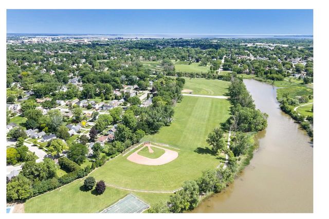 1212 SUYDAM STREET, Green Bay, WI 54301
