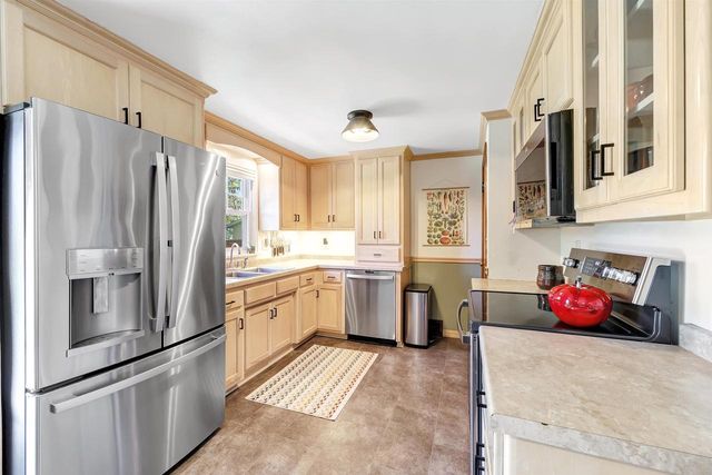 1212 SUYDAM STREET, Green Bay, WI 54301