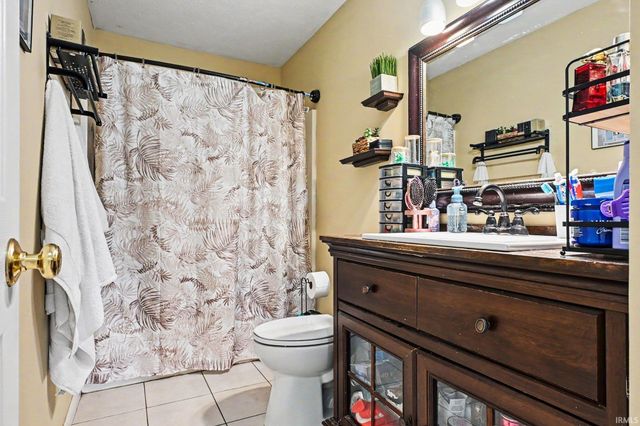 27674 Bison Ridge, Elkhart, IN 46514