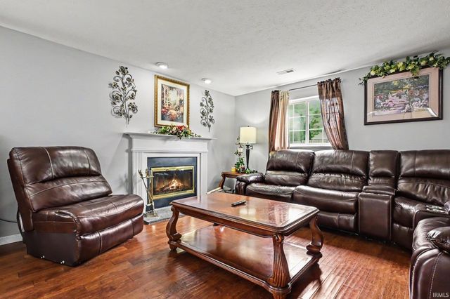 27674 Bison Ridge, Elkhart, IN 46514