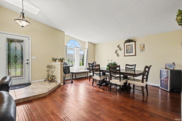 27674 Bison Ridge, Elkhart, IN 46514