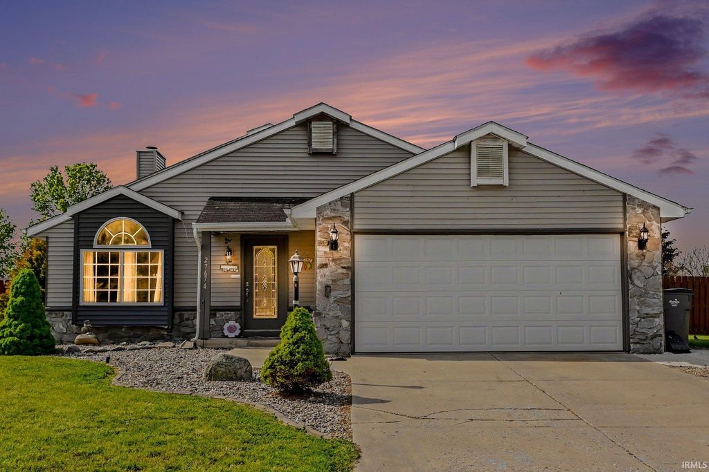 27674 Bison Ridge, Elkhart, IN 46514