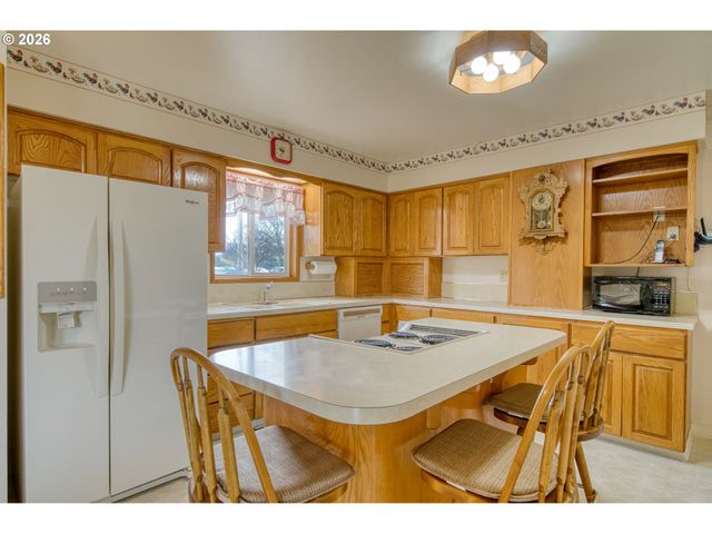 57681 OLD PORTLAND Rd, Warren, OR 97053