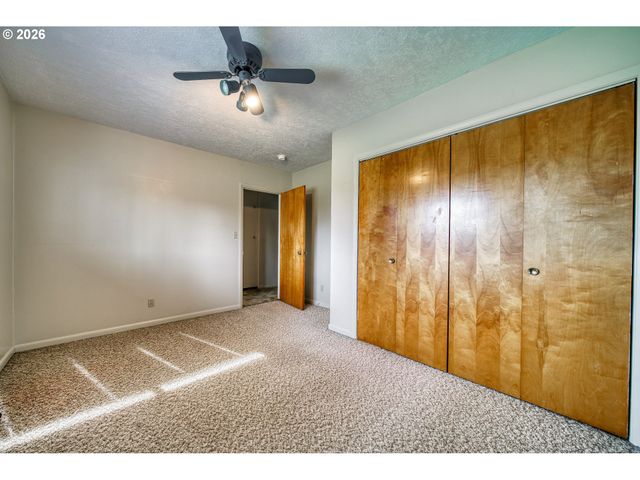 57681 OLD PORTLAND Rd, Warren, OR 97053