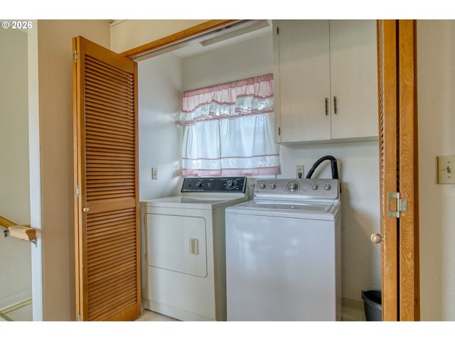 57681 OLD PORTLAND Rd, Warren, OR 97053