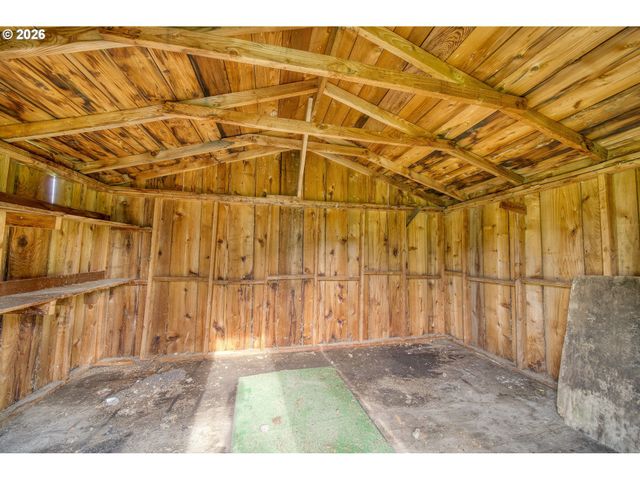 57681 OLD PORTLAND Rd, Warren, OR 97053