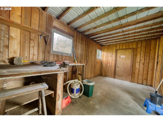 57681 OLD PORTLAND Rd, Warren, OR 97053