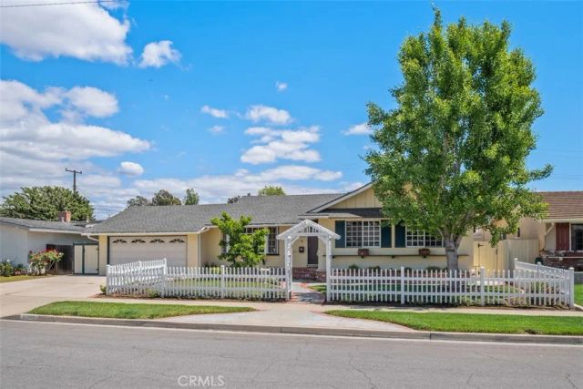 13302 Chirping Sparrow, Tustin, CA 92780