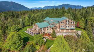 15803 Uplands Way SE, North Bend, WA 98045