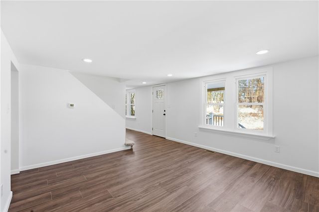 179 Balsinger Rd, German Twp, PA 15401