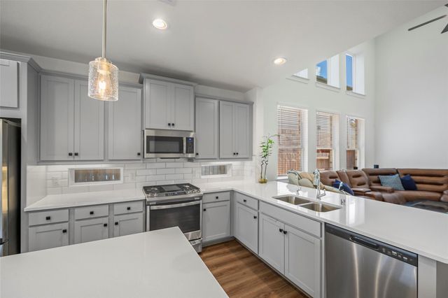 7115 Prairie Heights Drive, Katy, TX 77493